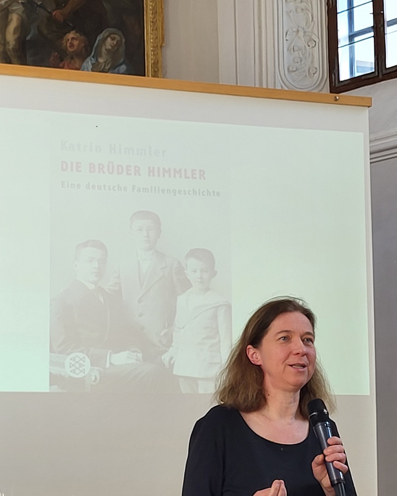Vortrag und Lesung von Katrin Himmler am HCG
